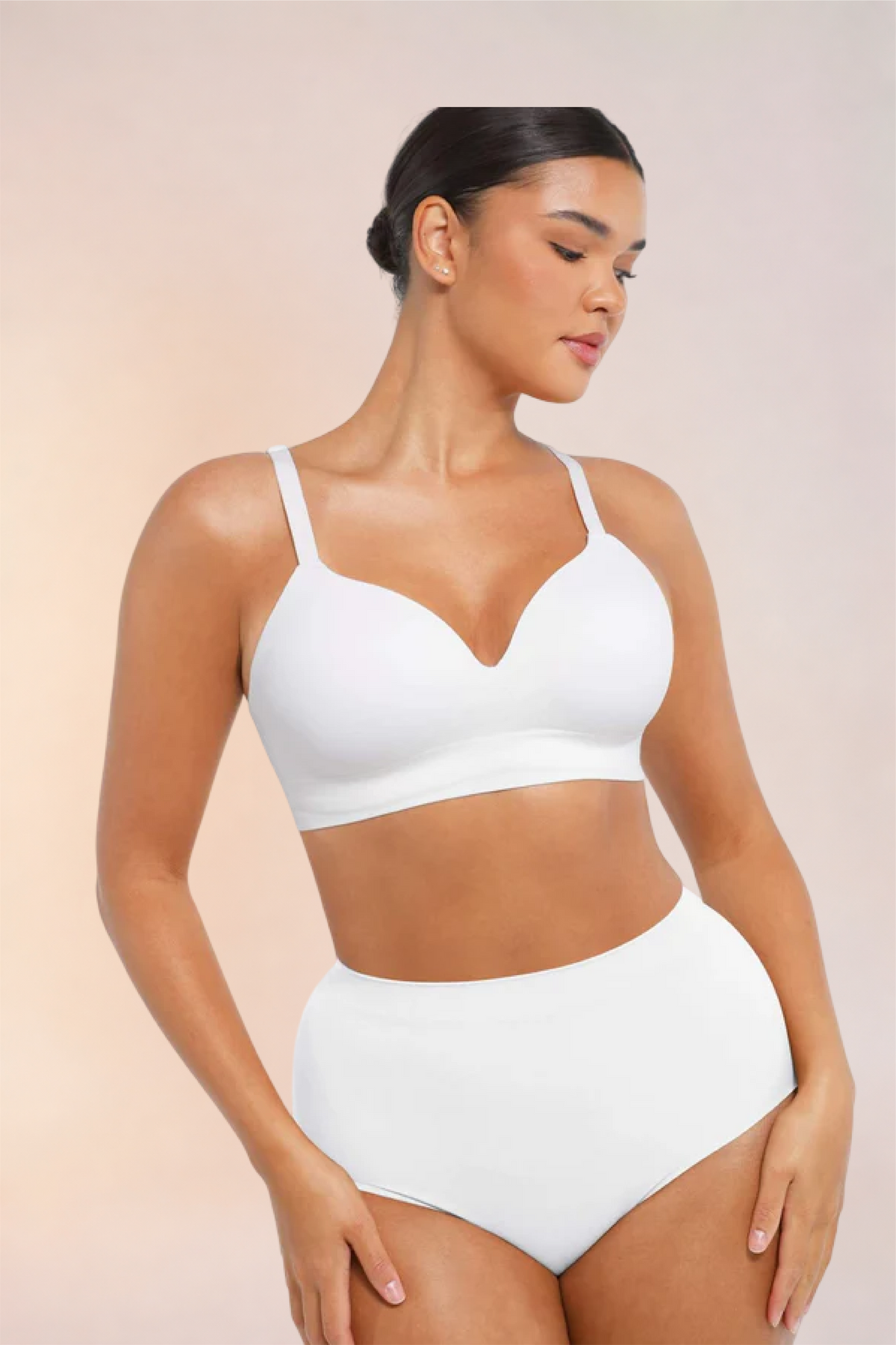 Skinzform Nuage Bra in Blanc worn with matching high-waist briefs, front view